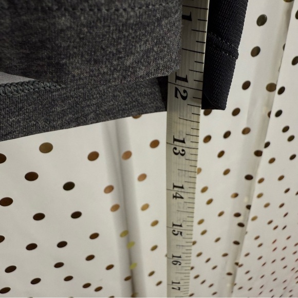 Lululemon T.H.E. Short *Linerless - Picture 4 of 8